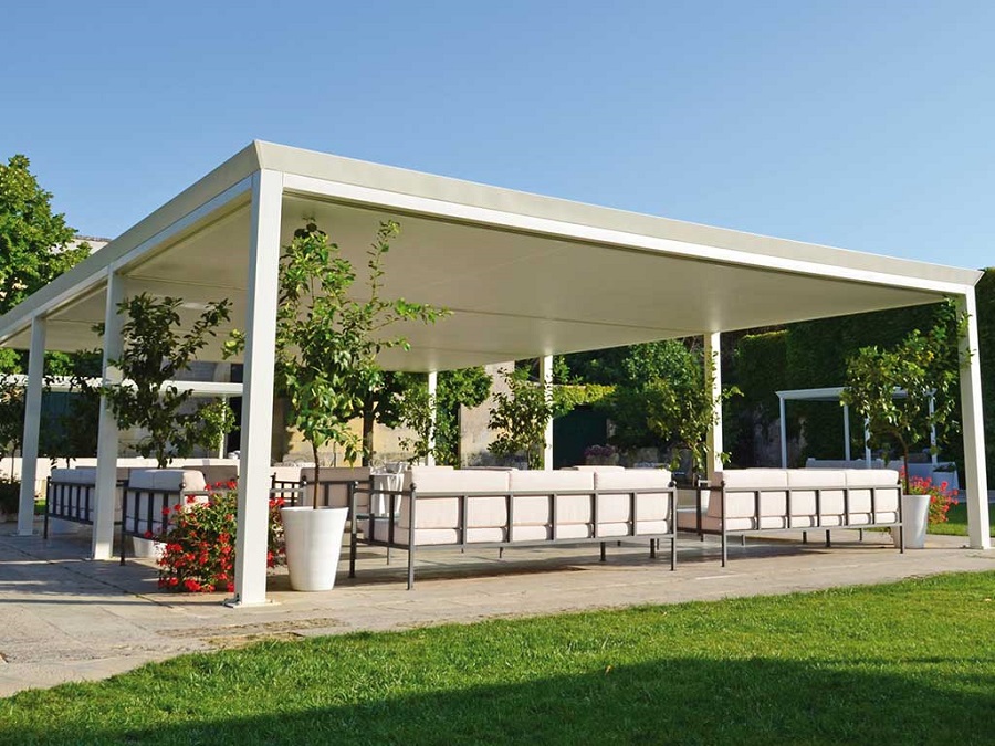 COPERTURE DEHORE PER BAR E RISTORANTE